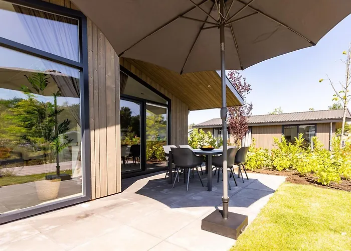 Chalet In Eindhoven Near Center *