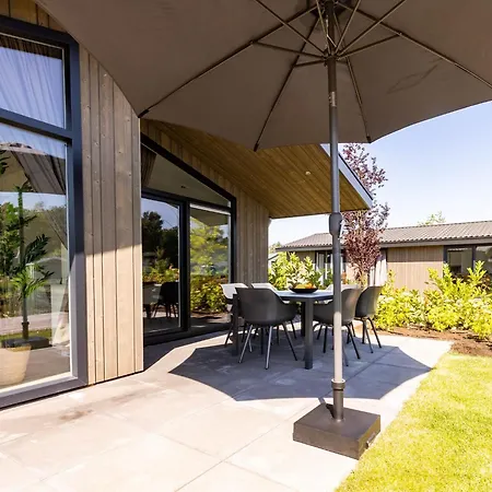 Chalet In Eindhoven Near Center *